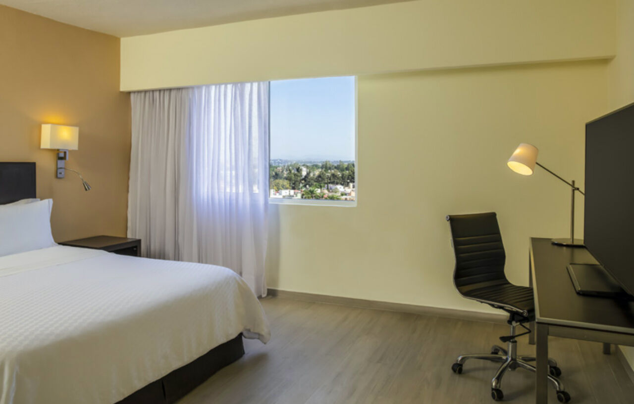 Fiesta Inn Guadalajara Expo Сапопан Экстерьер фото